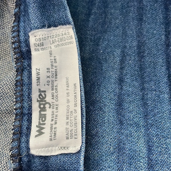 Wrangler Other - Wrangler 40x38 blue jeans. Really good shape.